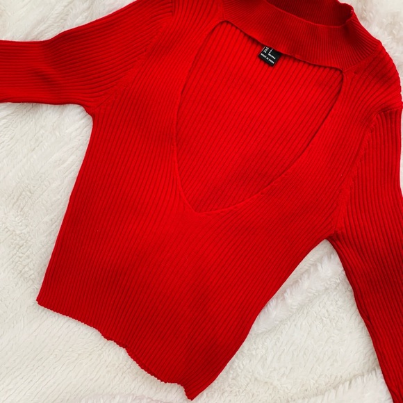 Blouse - Picture 2 of 5